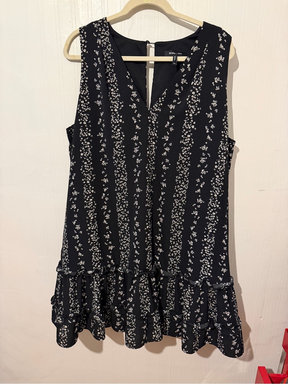 BCBG Paris Sleeveless Black Floral Ruffle Hem Dress XXL